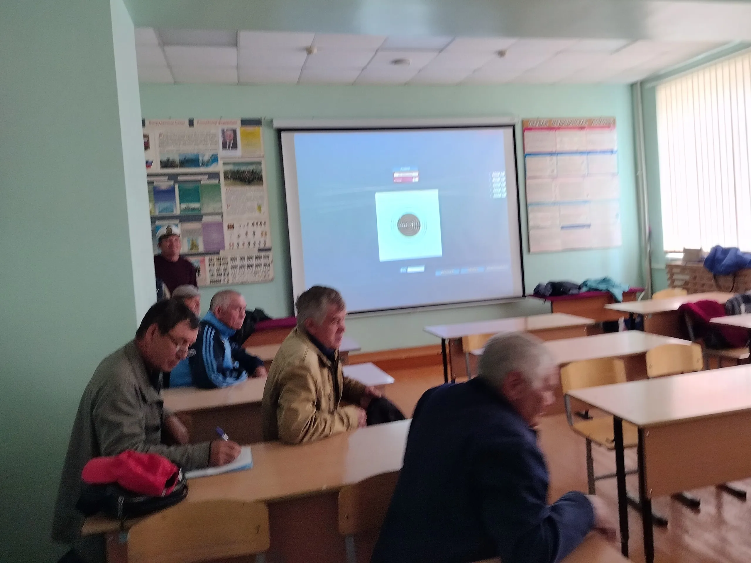 В Калтасах прошли соревнования по стрельбе среди пенсионеров