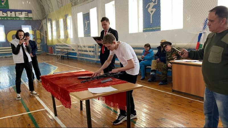 В районе прошла военно-спортивная игра «Зарница»