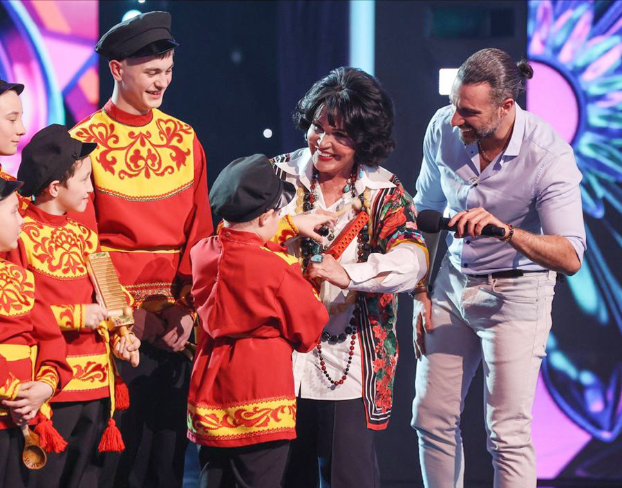 Краснохолмские ложкари приняли участие в съемках шоу «Страна талантов»