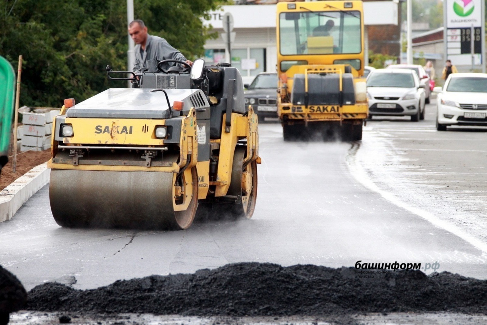 В Башкирии  муниципалитетам поручили  ликвидировать ямы на дорогах до 15 июня