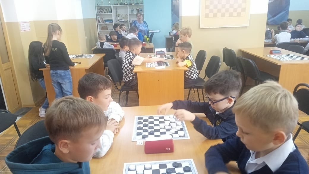 Юные шашисты Калтасинского района выступили в первенстве Башкирии