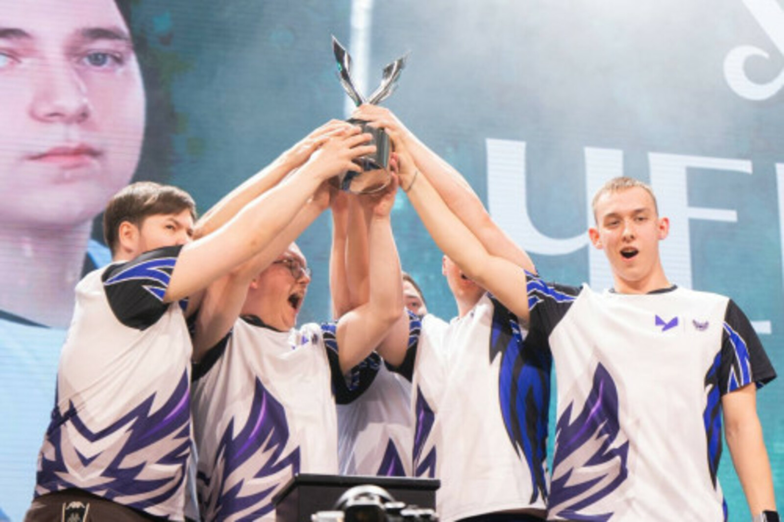 Команда Межвузовского кампуса Уфы стала чемпионом Национальной лиги киберспорта