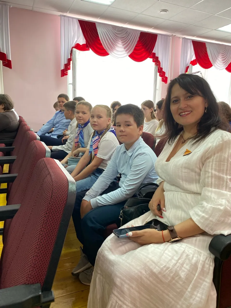 От школьной парты до большого экрана