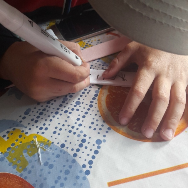 В Калтасинском районе дети изготовили ангелов-хранителей для бойцов СВО