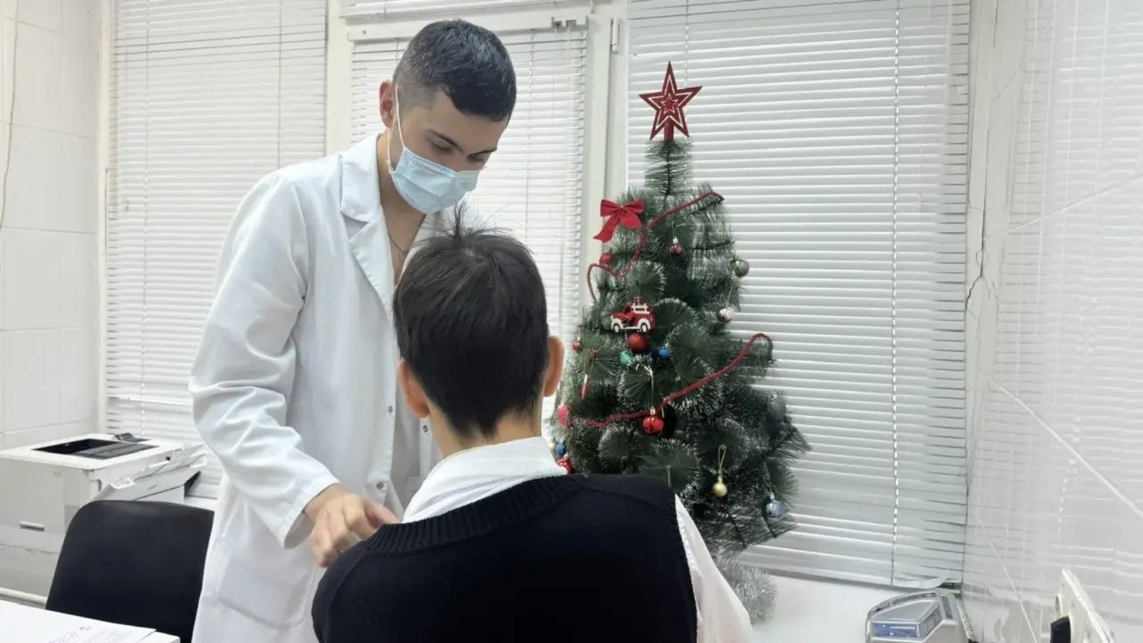 Четыре ребенка в новогоднюю ночь попали в травмпункт РДКБ Башкирии