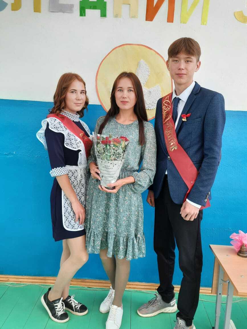 Альбина Аптыкаева из деревни  Большой Кельтей  мама не только для своих сыновей, но и для младших братьев и сестрёнки