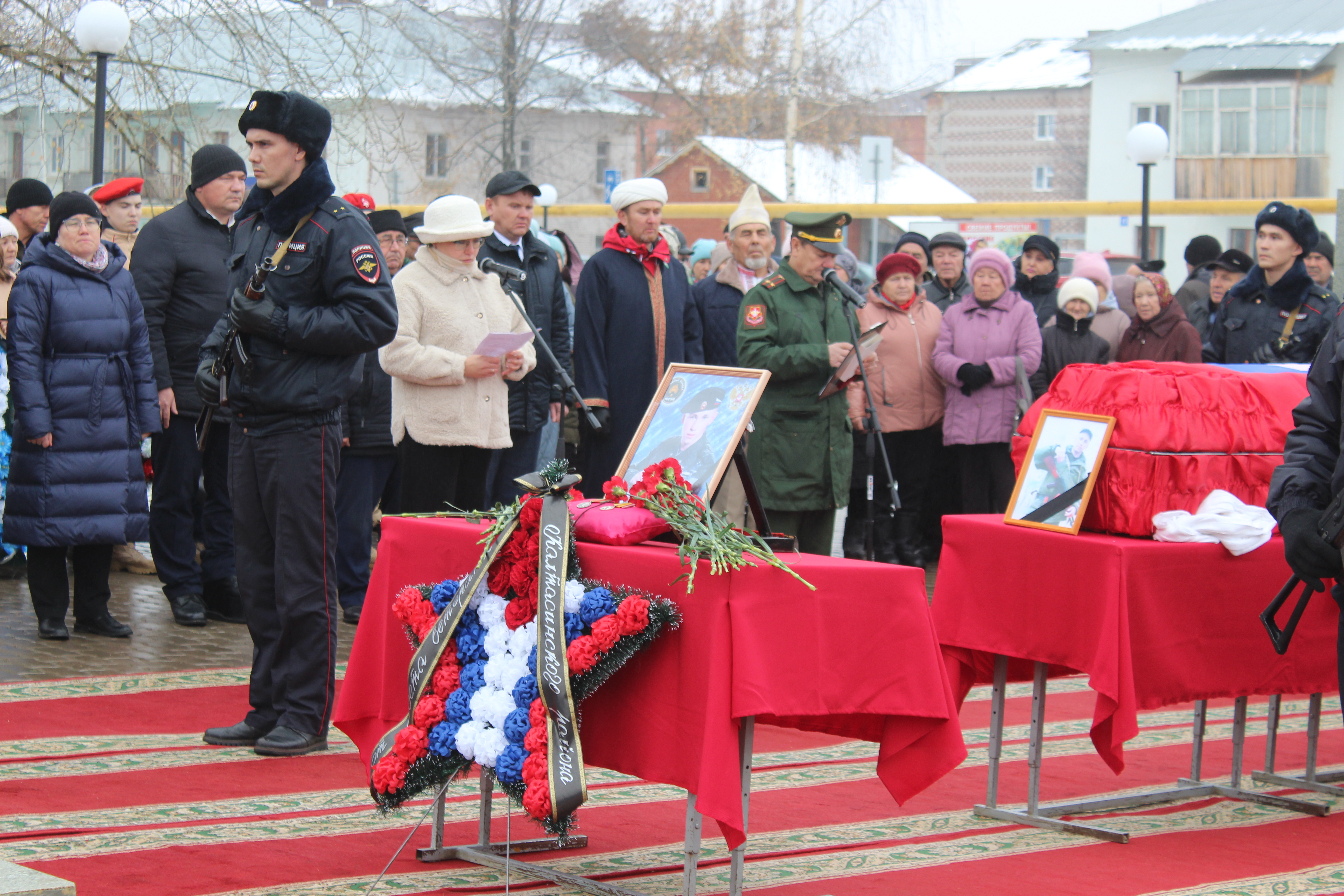 В Калтасинском районе в последний путь проводили Ивана Таймурзина, погибшего в ходе СВО