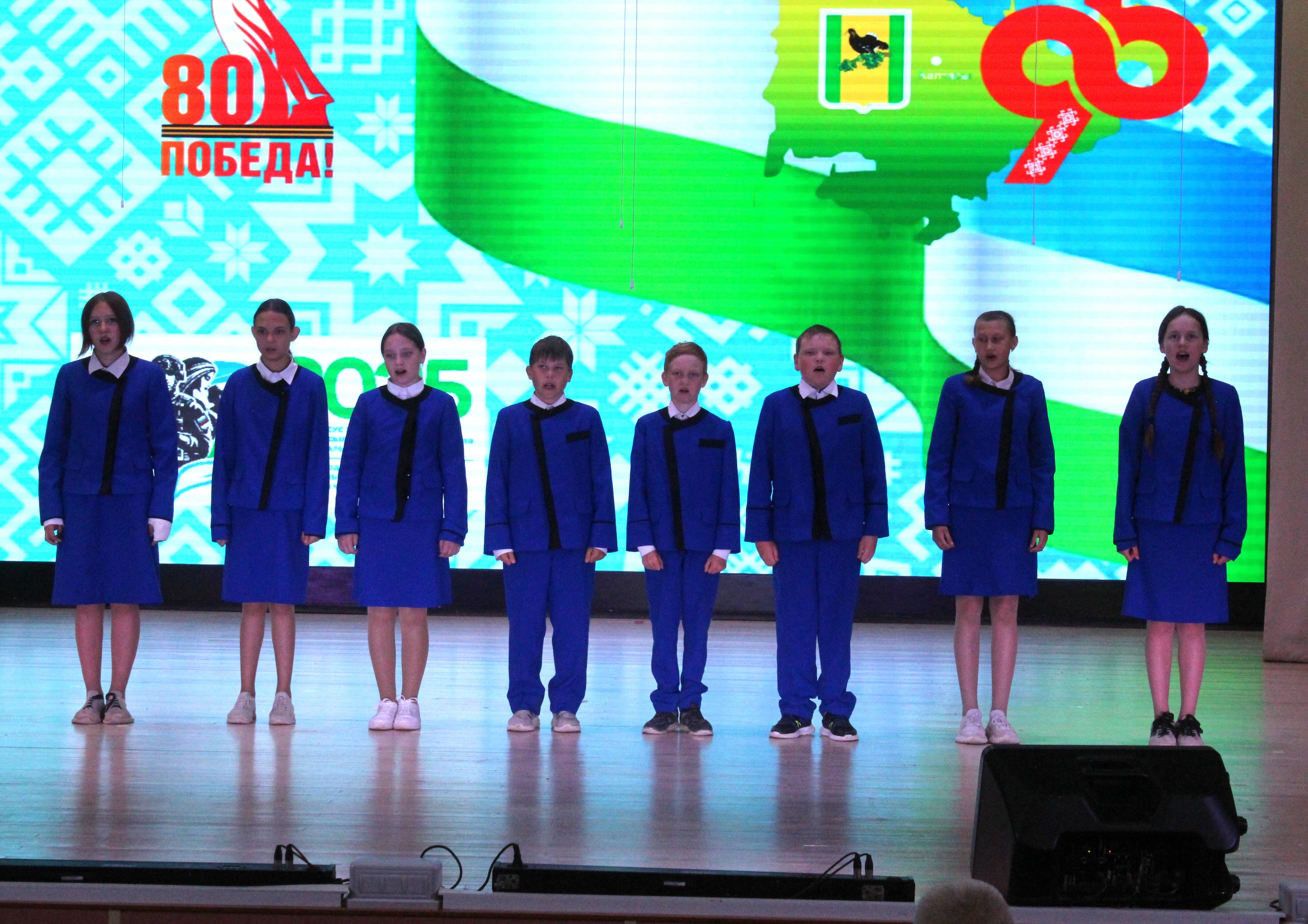 В Калтасах прошёл фестиваль хорового и вокального пения в честь юбилея района