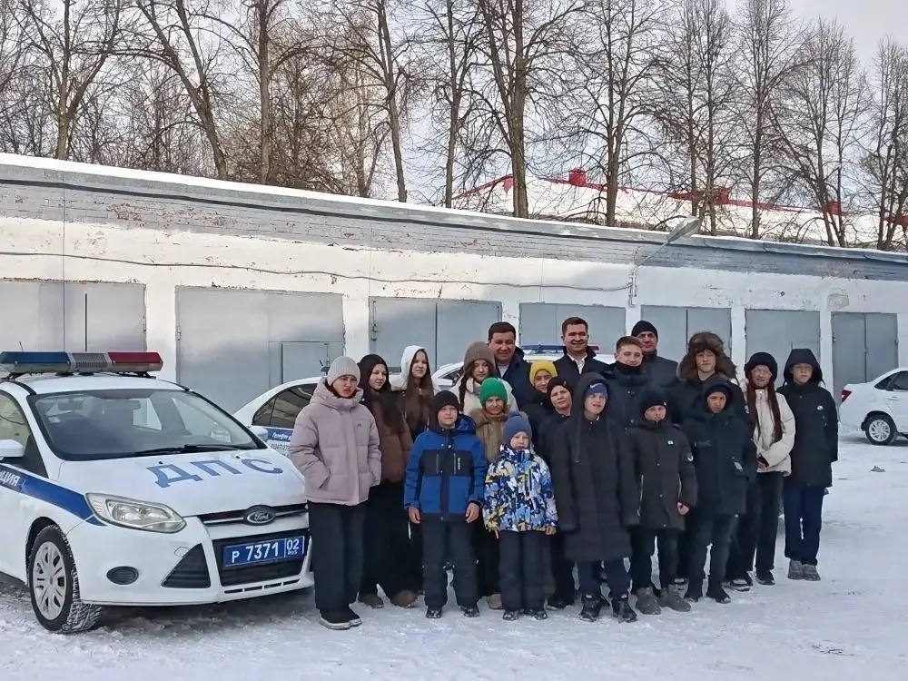 Школьники Калтасинского района посетили Управление Госавтоинспекции республики