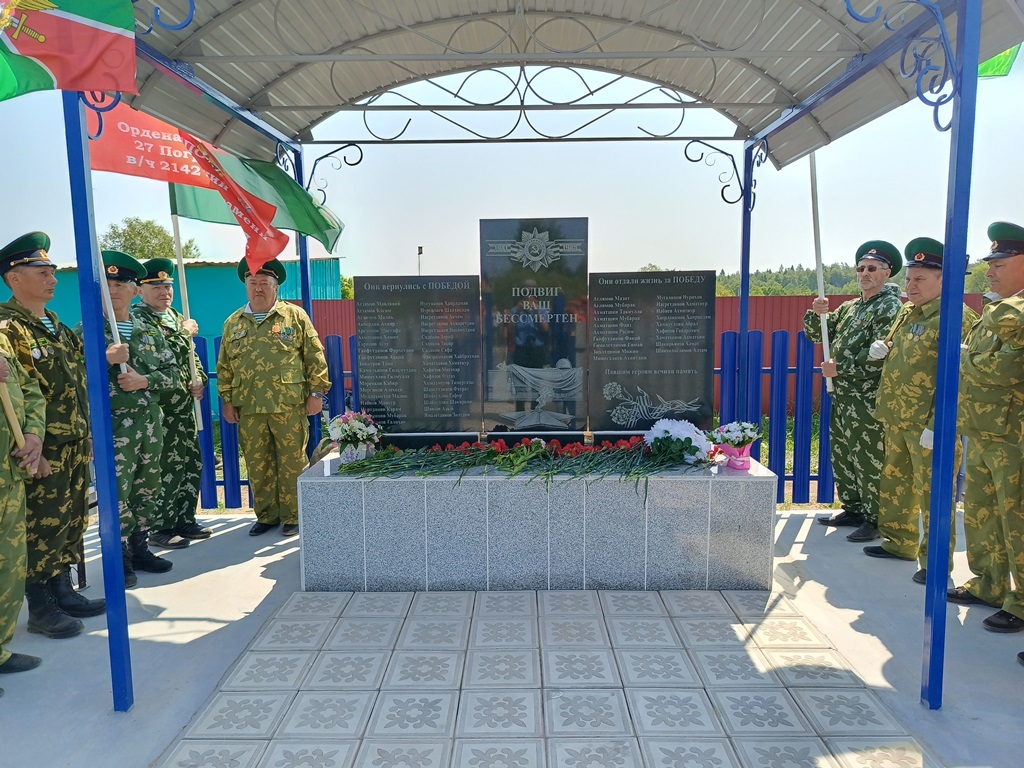В деревне Ванышево Калтасинского района появился свой мемориал