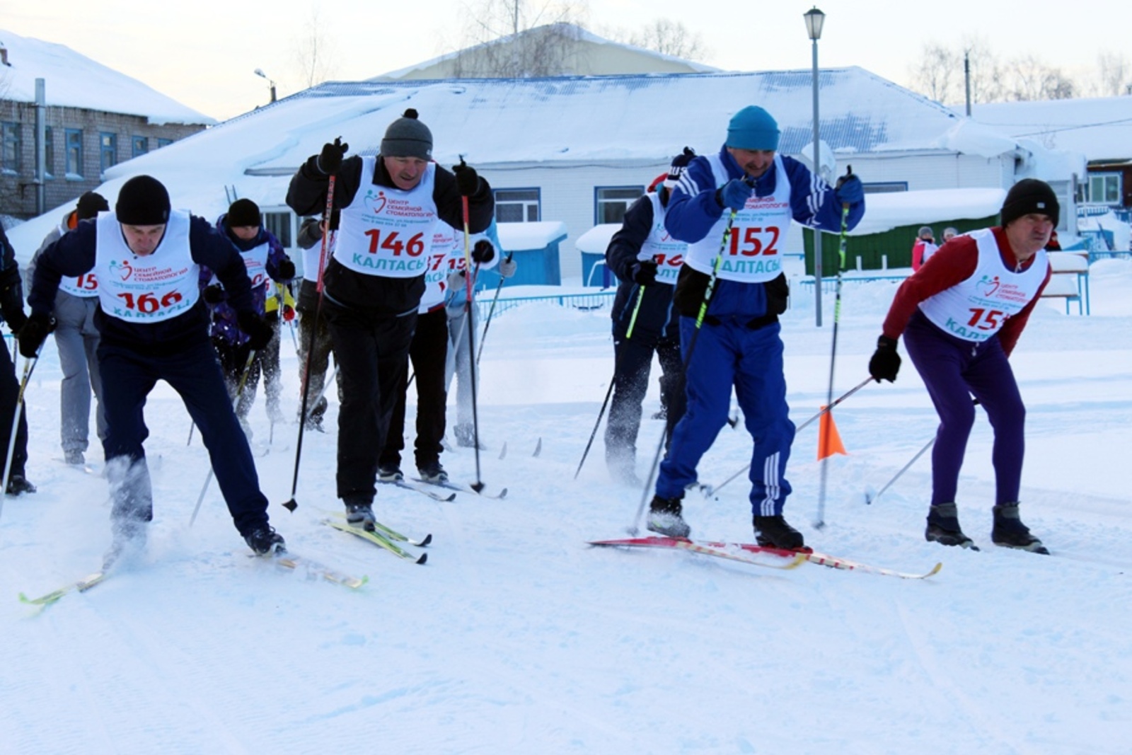 Работники образования Калтасинского района соревновались в беге на лыжах