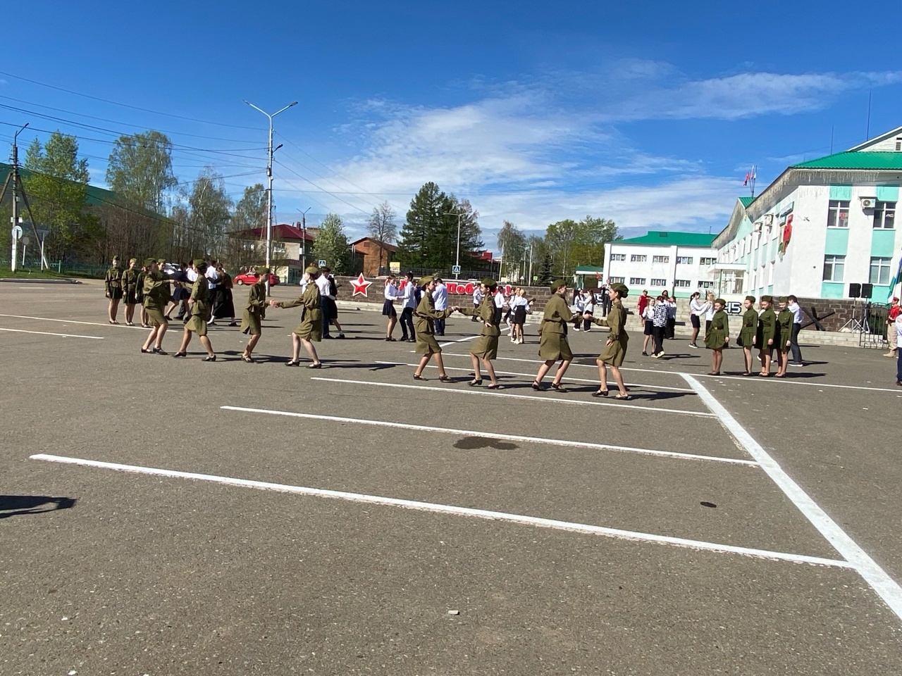 Калтасинцы закружились в «Вальсе Победы»