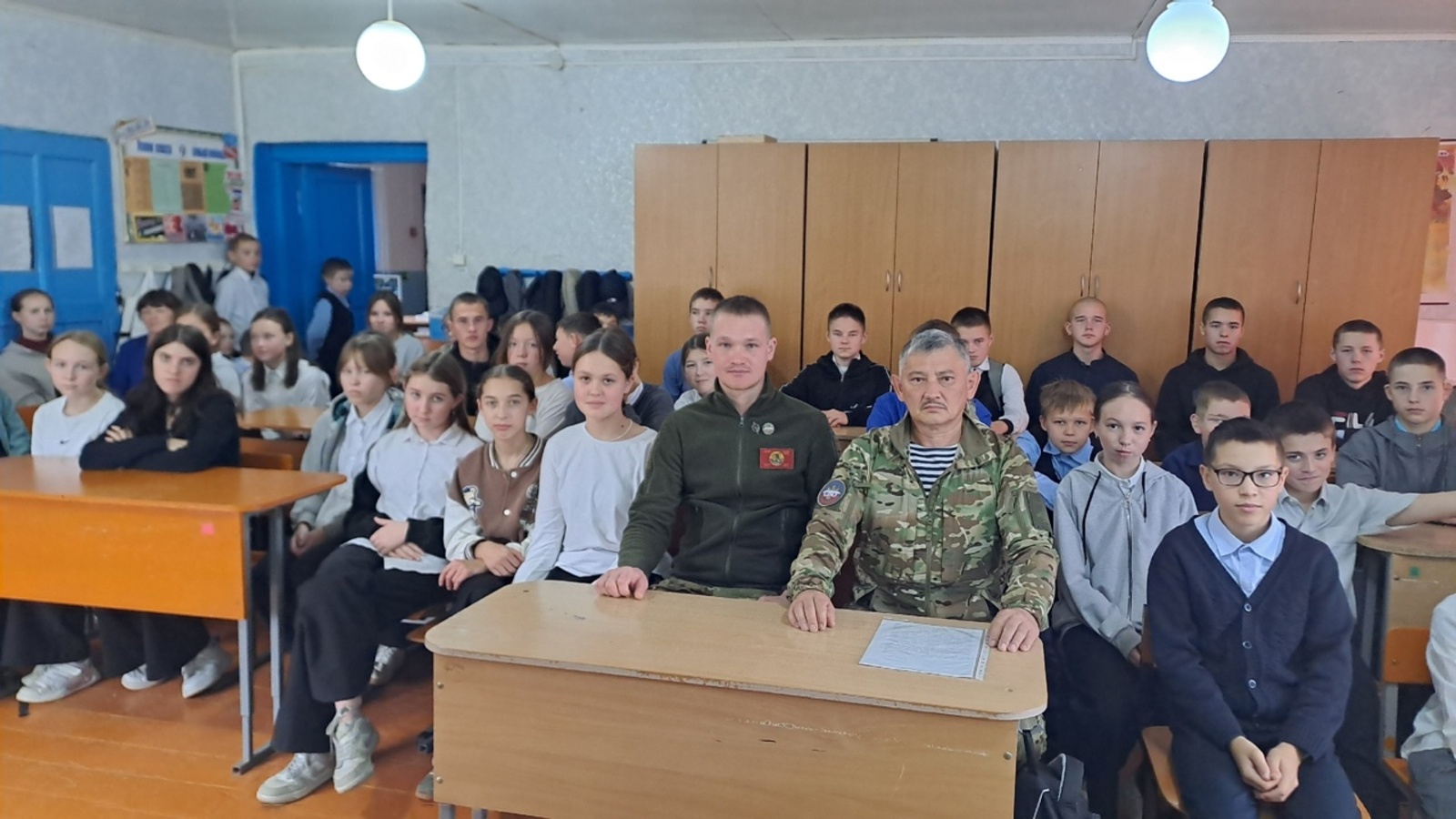 «СВОим примером»: ветераны проводят уроки мужества