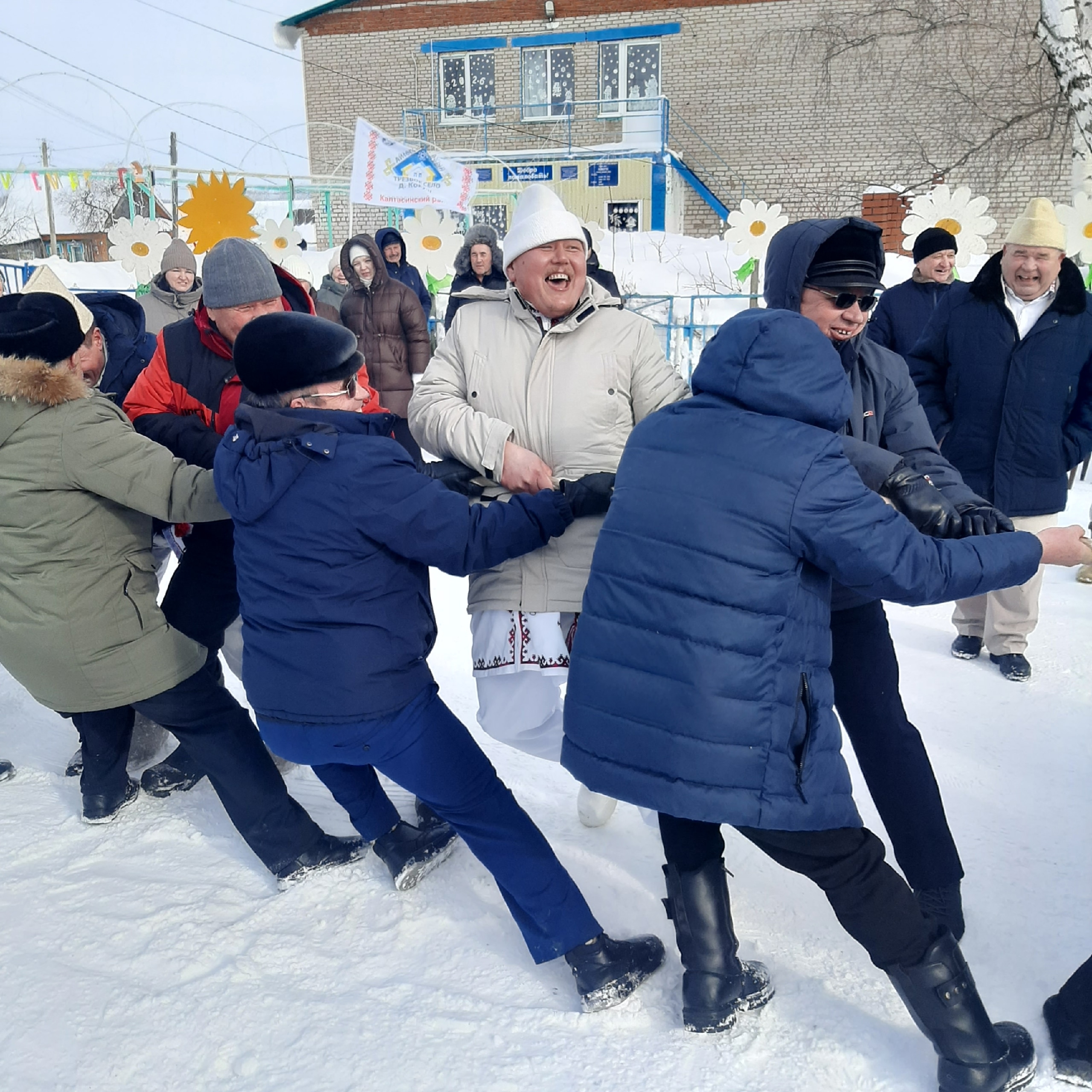 До свидания зима, здравствуй весна: в деревне Кокуш состоялись проводы зимы