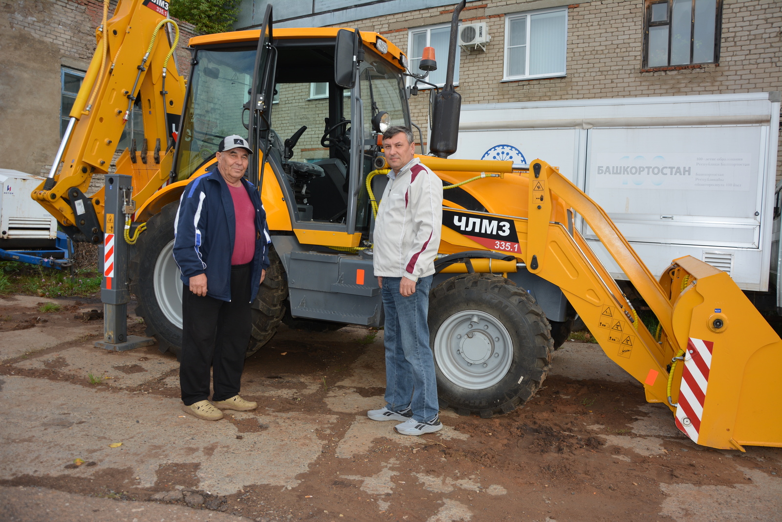 "Башнефть" обновила парк техники коммунальщиков Калтасинского района