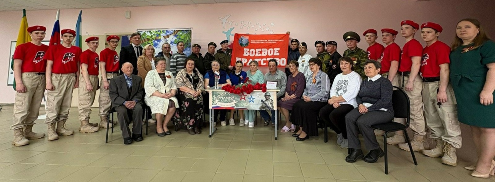 В Калтасинской средней школе №2 открыли «Парту Героя»