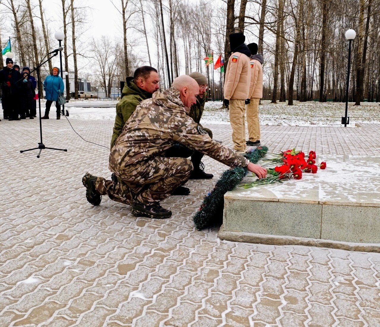 Защитники и наставники