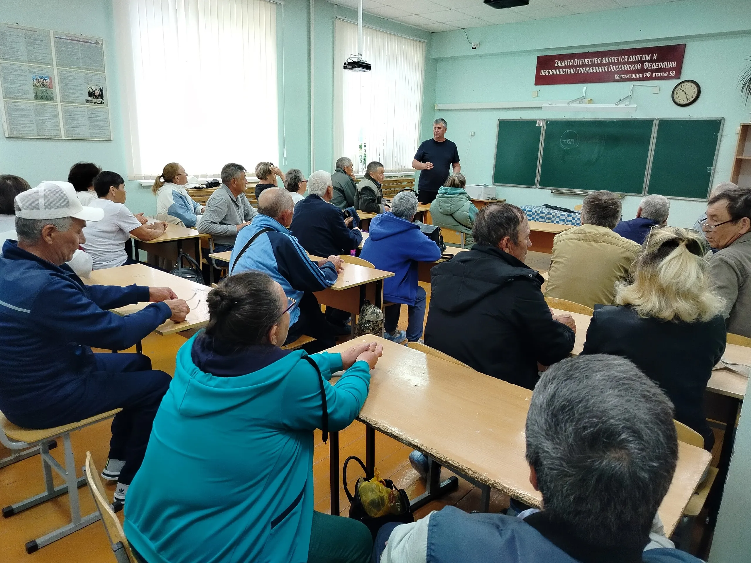 В Калтасах прошли соревнования по стрельбе среди пенсионеров