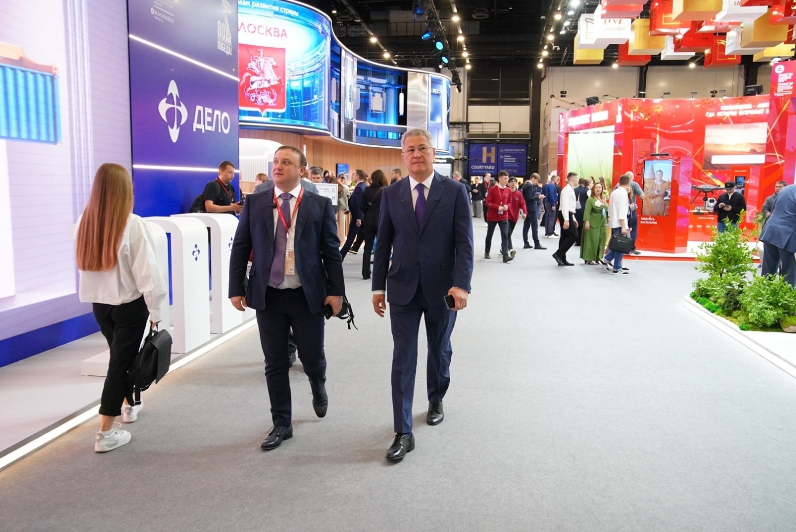 Глава Башкирии возглавил делегацию на международном экономическом форуме