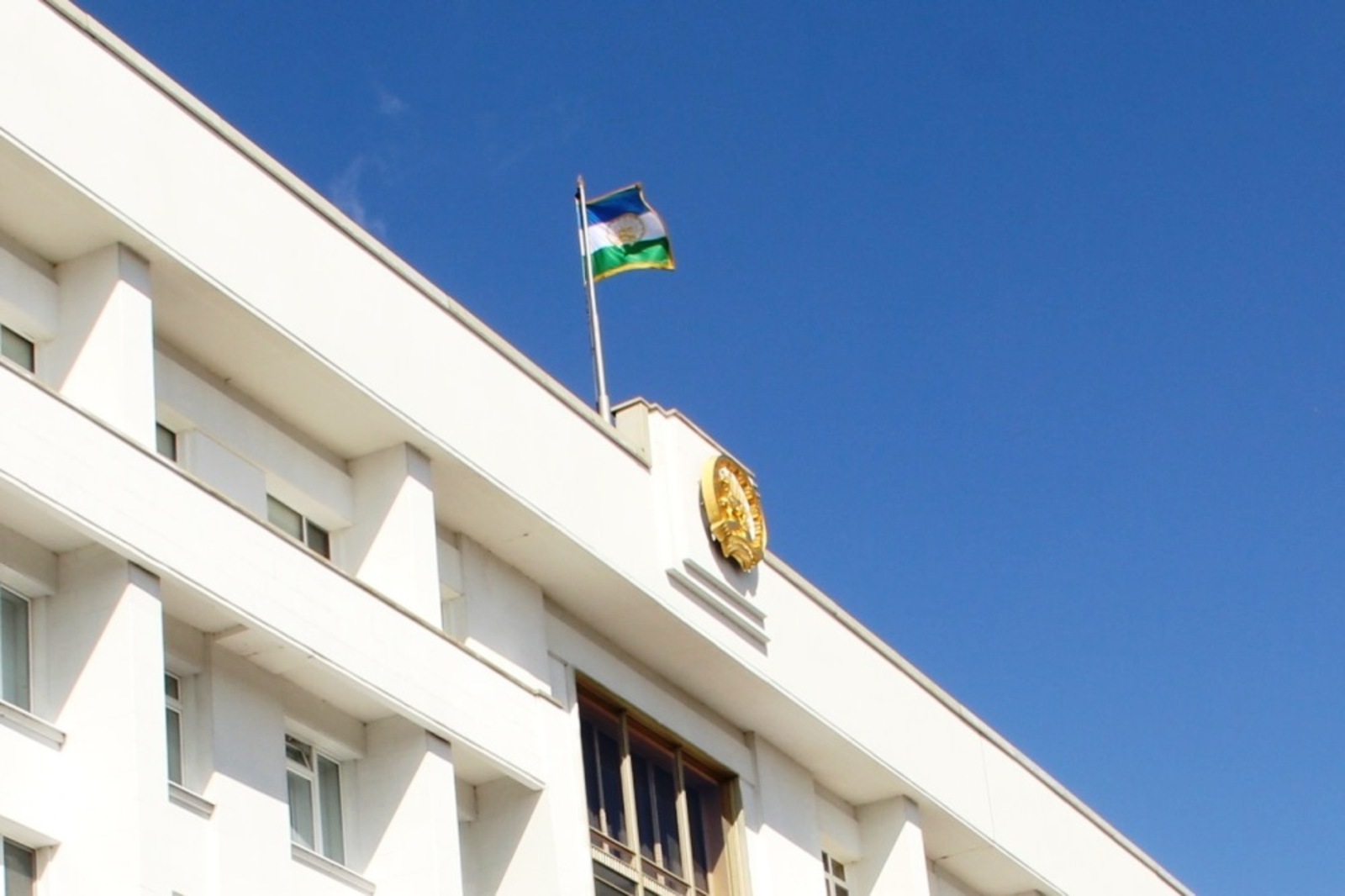 Глава Башкирии поздравил жителей республики с Днём Победы