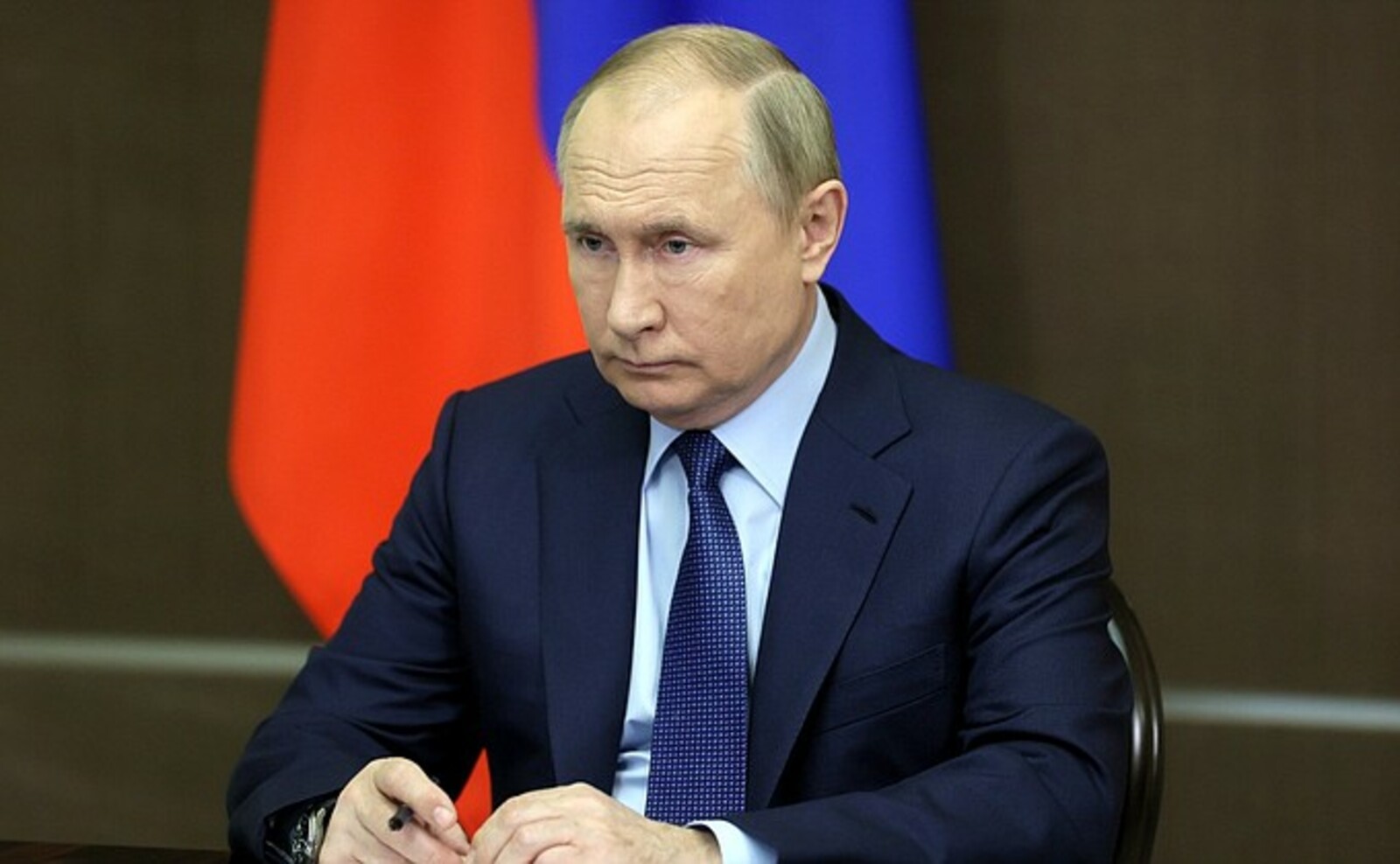 Владимир Путин увеличил срок действия сертификата